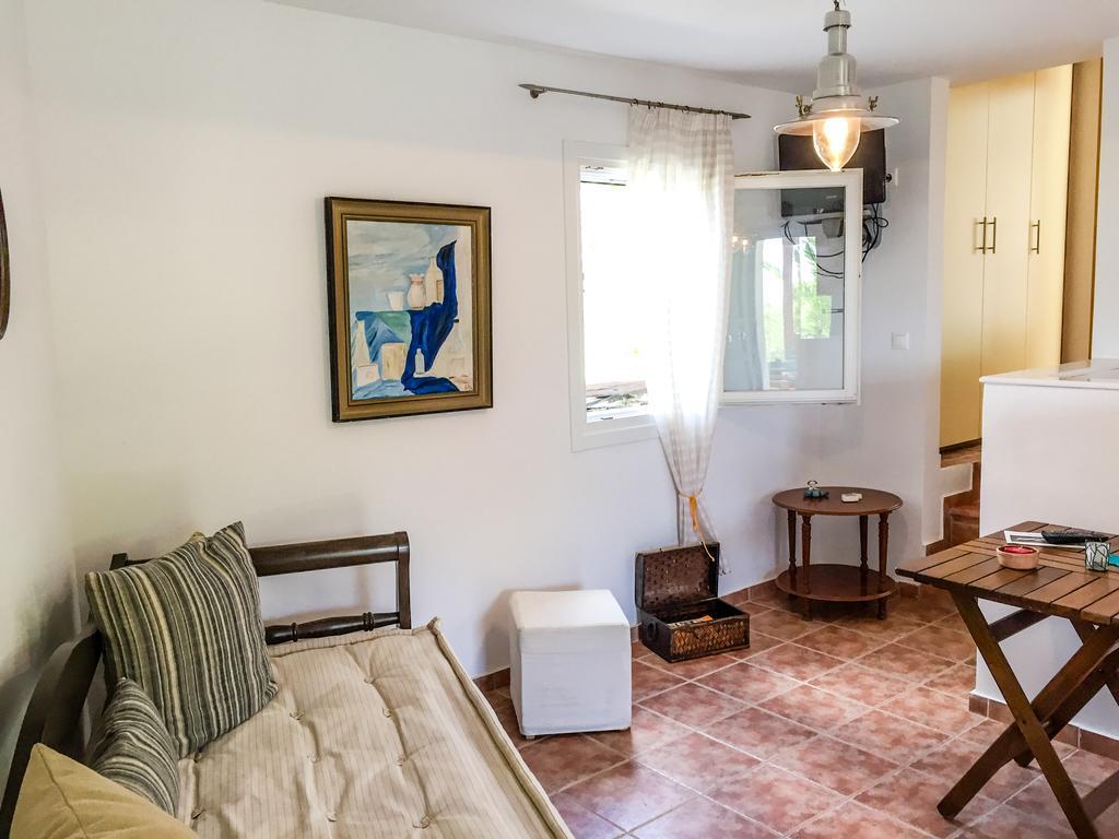 Phoenix Cosy Home Ιι Livadakia Bagian luar foto